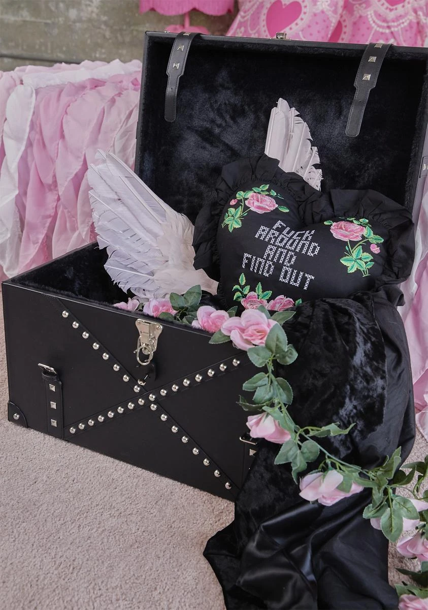 To Be Punished Trunk Case 5 To Be Punished Trunk Case - Image 3